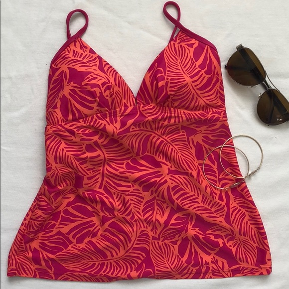 Patagonia Other - Pink tankini bikini swim top Patagonia small